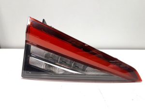 21129396 – 565945307B – Achterlicht links