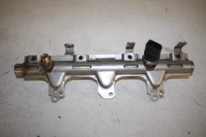 17805642 – 06J133317M – Fuel distributor