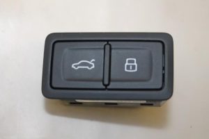 17801666 – 4G0959831B5PR – Schakelaar achterklep