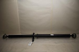 17800493 – 8R0521101B – Tussenas