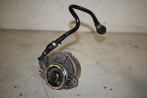 17825225 – 057145100AF – Vacuum pump (diesel)