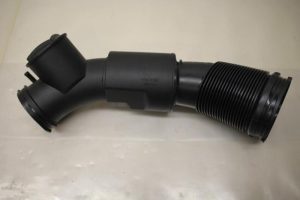 17800385 – 06E129615M – Air intake hose