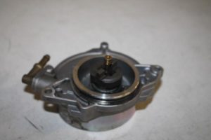 17804567 – 057145100AF – Vacuum pump (diesel)