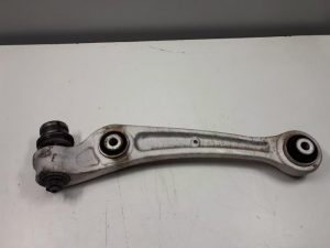20837611 – 8K0407151D – Draagarm links-voor