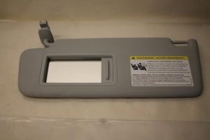 17797161 – 8V5857551DFT9 – Sonnenblende