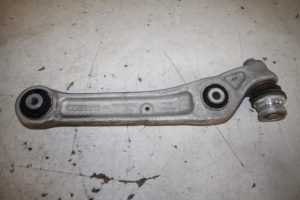 17825351 – 8W0407152C – Front lower wishbone, right