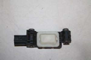 17826233 – 8E0959651A – Airbag Sensor