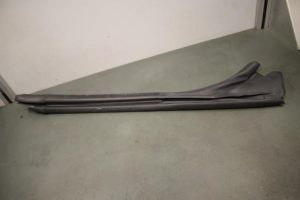 17820984 – 8F0831721C – Portierrubber 4Deurs links-voor