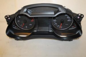 17794300 – 8K0920930J – Instrumentenpaneel