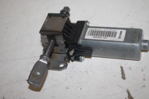 17810156 – 8K0959762 – Sitzmotor