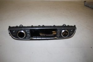 17820385 – 4M0820043ADSWI – Climatronic Panel