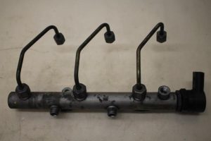 17796452 – 059130090AB – Kraftstoffverteiler