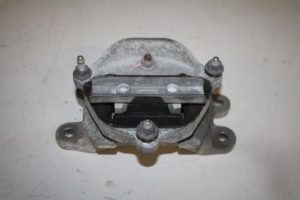 17827462 – 8K0399151CN – Gearbox mount