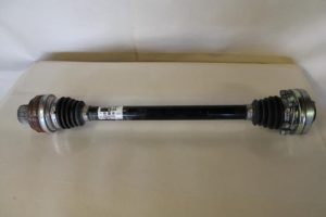 17791794 – 8K0501203M – Aandrijfas links-achter