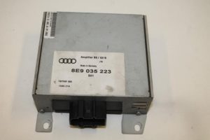17829028 – 8E9035223 – Radioverstärker