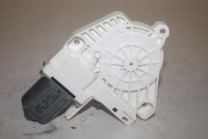 17804168 – 8K0959811A – Door window motor