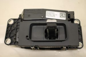 17796962 – 4H1927731A – Selectiehendel automaat