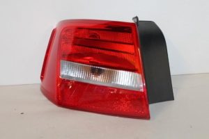 17791211 – 4G5945095 – Achterlicht links