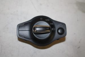 17824194 – 8K0941531AAWEP – Licht Schakelaar