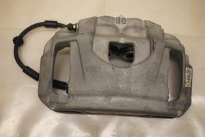 17801000 – 4H0615123B – Bremszange links vorne