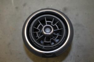 17820855 – 81A820901A6PS – Luchtrooster Dashboard