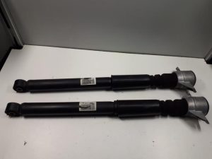 19584698 – 8K0513035AE – Shock absorber kit