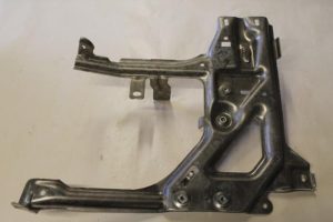 17786210 – 8D1857319A – Steun (diversen)