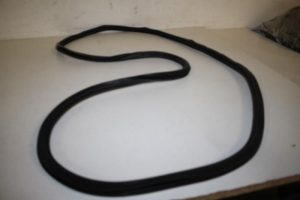 17817701 – 4M0833721C – Portierrubber 4Deurs rechts-achter