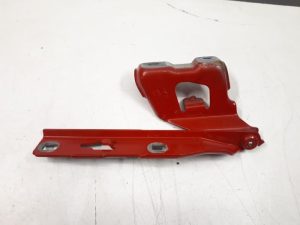 21161882 – 8T0823301E – Bonnet Hinge