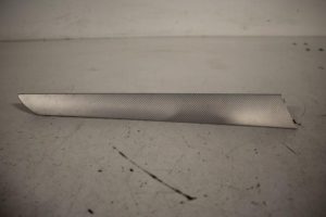 17806642 – 8K0867409LAR8 – Sierstrip