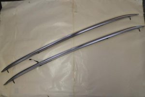 17792049 – 8R0860021J2ZZ – Roof rail kit