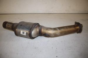 17829497 – 4G0254400F – Katalysator