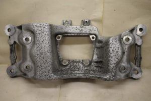 17798786 – 4F0399263AB – Gearbox mount
