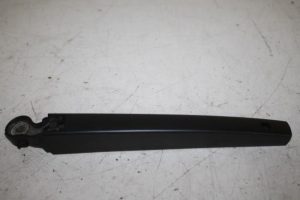 17816578 – 6R6955707B – Rear wiper arm