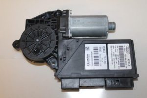 17794810 – 4E0959801D – Door window motor