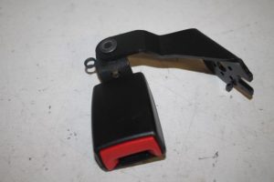 17803977 – 4H08577399B9 – Veiligheidsgordel Insteek links-achter