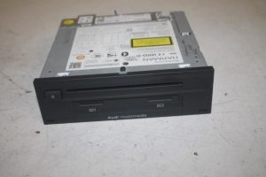 17805736 – 8V0035043J – Multi-media control unit