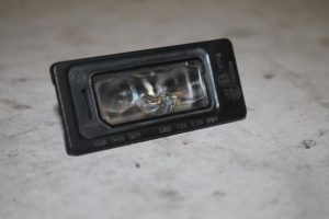 17822715 – 5NA943021 – Kenteken Verlichting