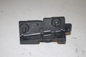 17815475 – 8W2823633C – Steun (diversen)