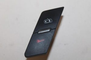 17790303 – 4F19621075PR – Centrale deurvergrendeling Schakelaar