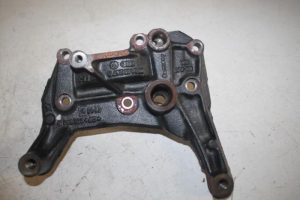 17806147 – 059145267D – Stütze (sonstige)