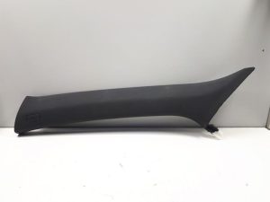 20300432 – 8R0867233BK23 – Stijl links-voor