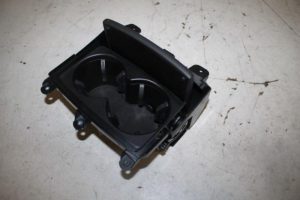 17823980 – 4G0862534A24A – Bekerhouder