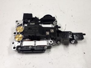18538966 – 8K9927156B – Automatic gearbox computer