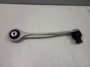 21397462 – 8K0407506R – Front upper wishbone, right