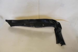 17792573 – 8T0821112A – Spatbord Lijst