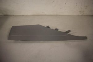 17825563 – 4K5867245B3FW – Säulenverkleidung links hinten