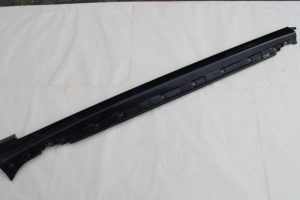 17791045 – 8E0853859Z9Y – Schwelle links