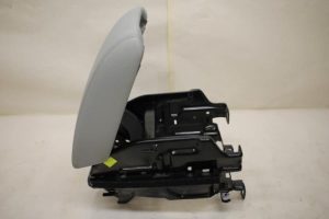 17795944 – 8R0864283AAZ3 – Stütze (sonstige)