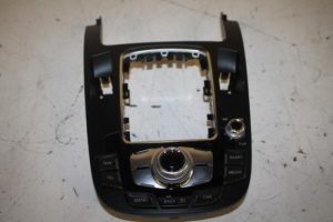 17816314 – 8T0919611KWFX – Regeleinheit Multi Media